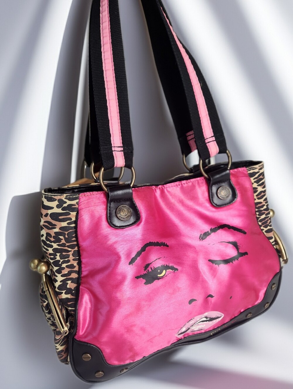 Betsey Johnson Betseyville Y2k Diamond Girl Marilyn Wink Travel/Shoulder Bag